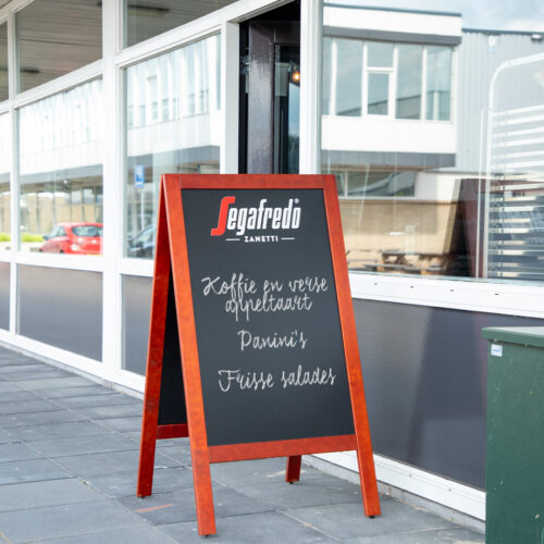 DWN_Segafredo stoepbord_met tekst_buiten